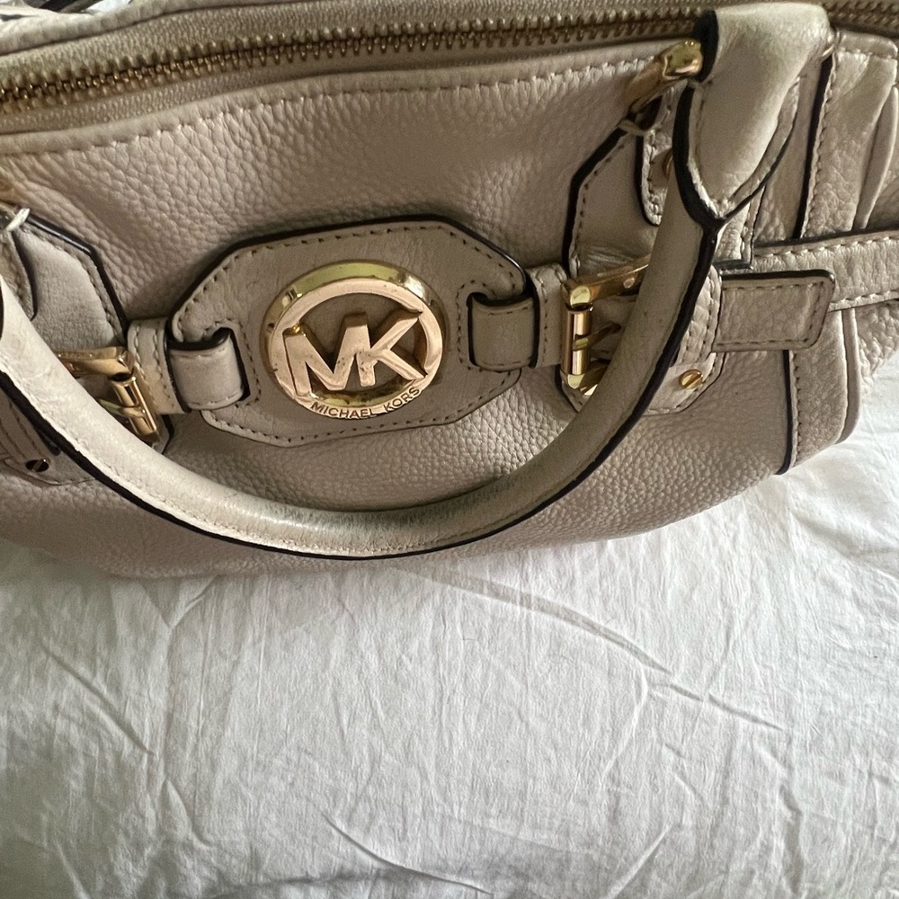 Michael Kors bag - Picture 6 of 8